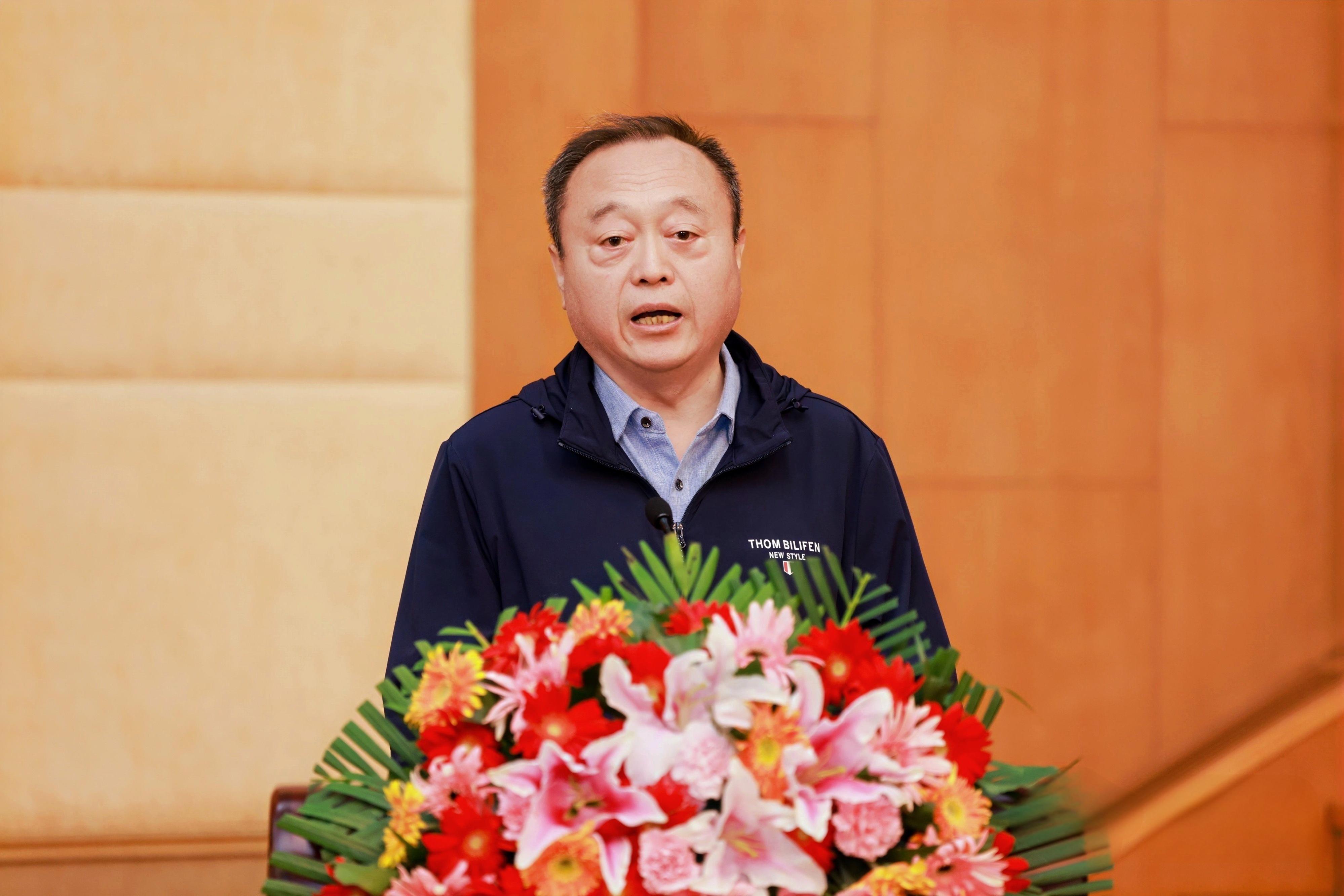 申诚民.jpg